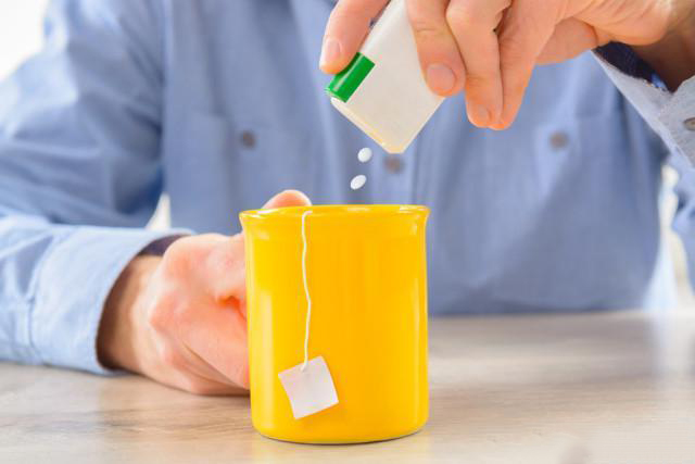 I want to use a sweetener, which one should diabetic patients choose